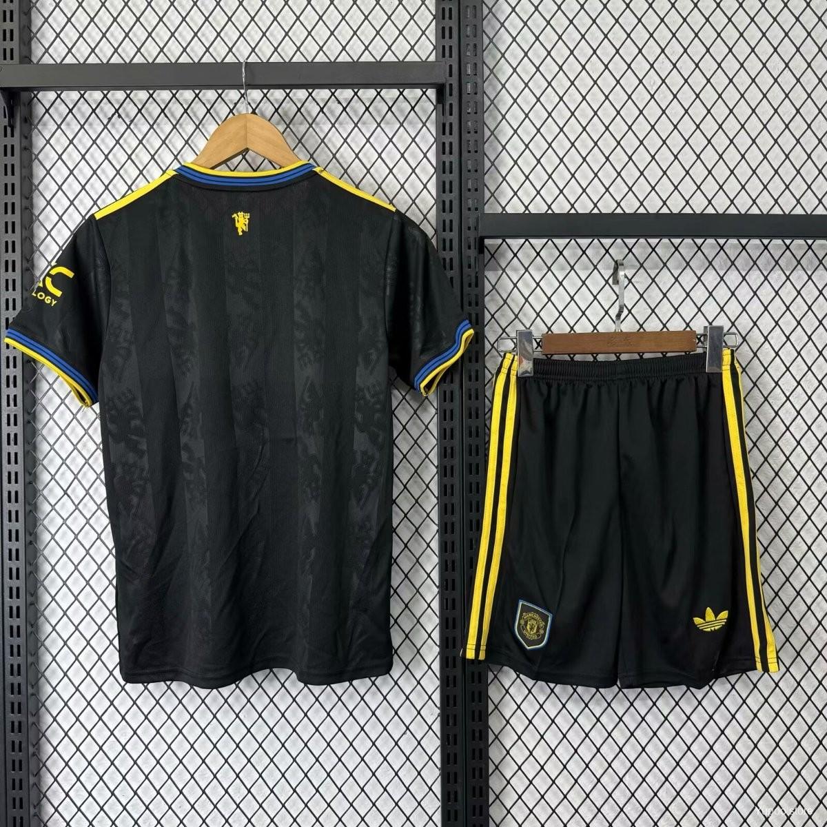 Manchester United Third Kids Kit 2025/2026