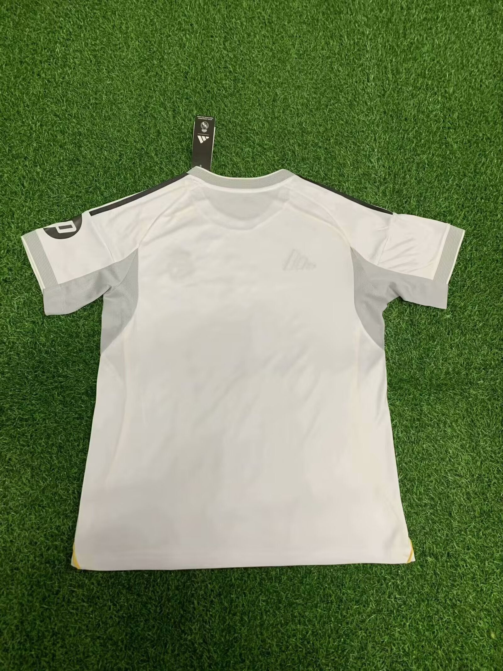 Real Madrid Home Kit 2025/2026