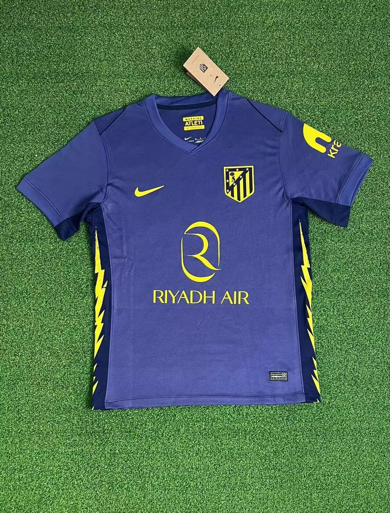 Atletico Madrid Away 2025/2026